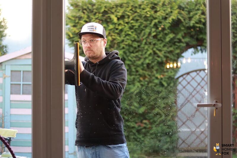 Flüssigkeit mit dem Kärcher Fenstersauger absaugen